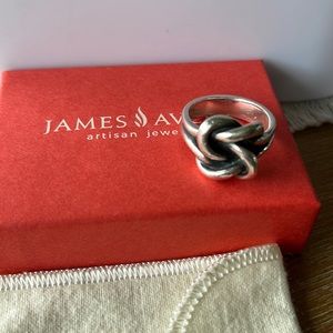 Retired Large lovers knot James Avery Ring